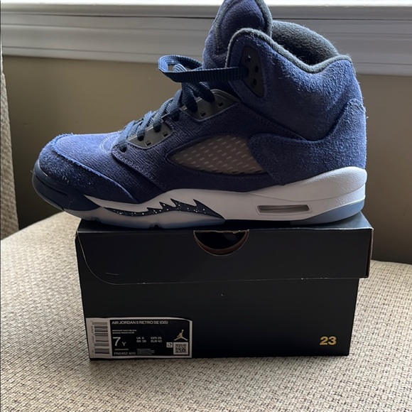 Jordan 5 Kids Shoes - Blue and White - Picture 1 of 5